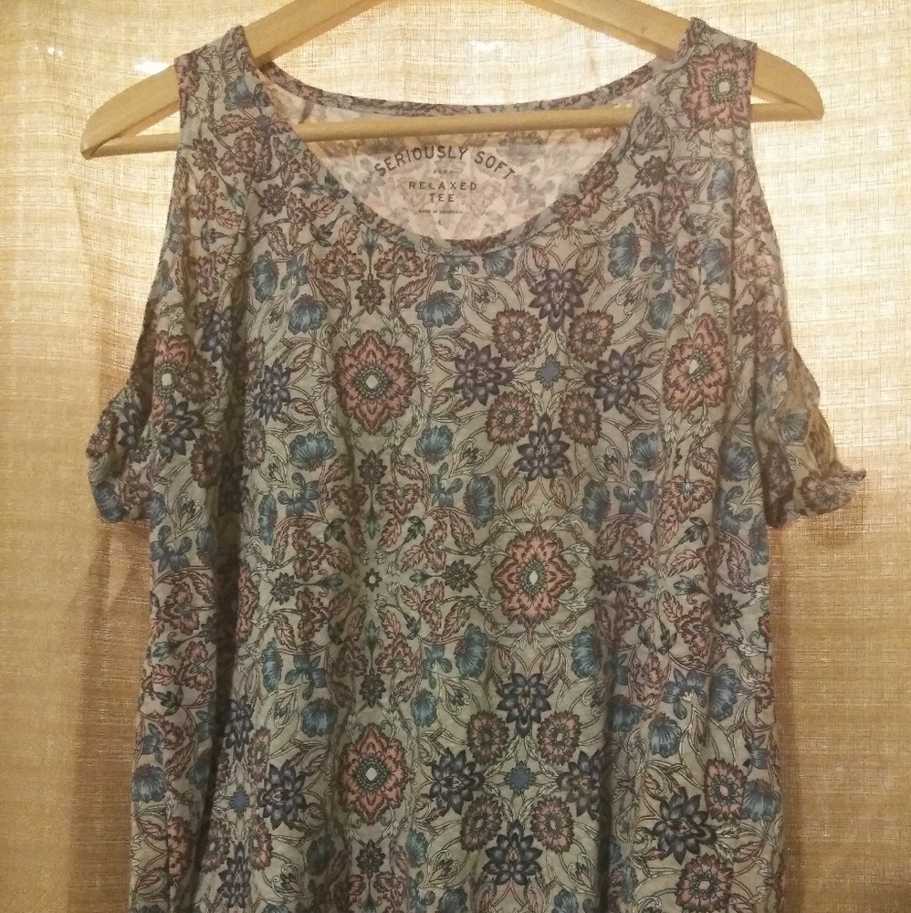 Aeropostale Cold Shoulder Tee